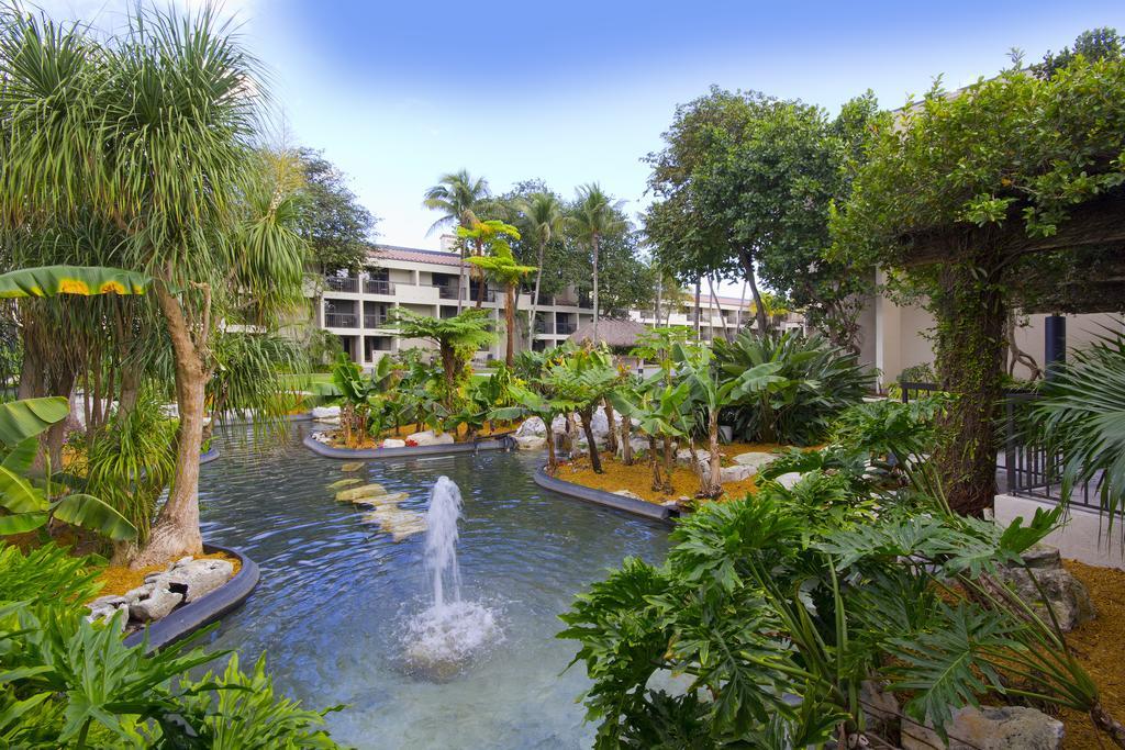 Miami Lakes Hotel Экстерьер фото